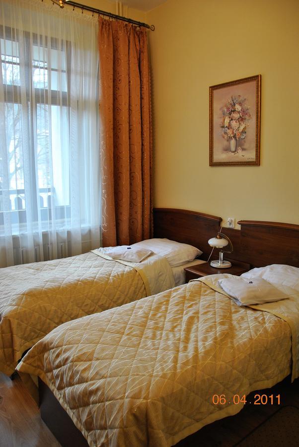 Moniuszko Hotel Duszniki Zdrój Buitenkant foto